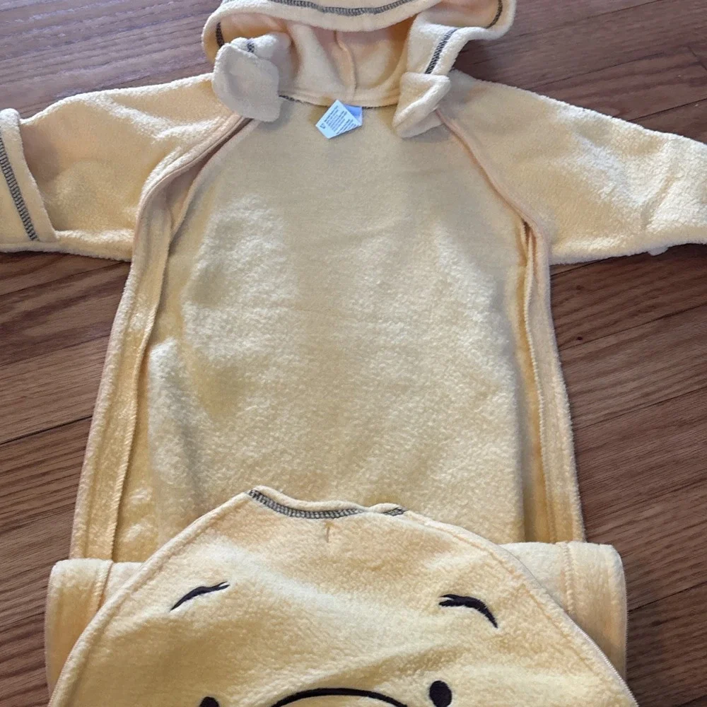 Disney‎ Winnie The Pooh Snowsuit Plush Size 0-3 M